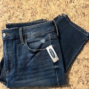 NWT Old Navy Power Straight Distressed Jeans with Secret Slimming Pockets